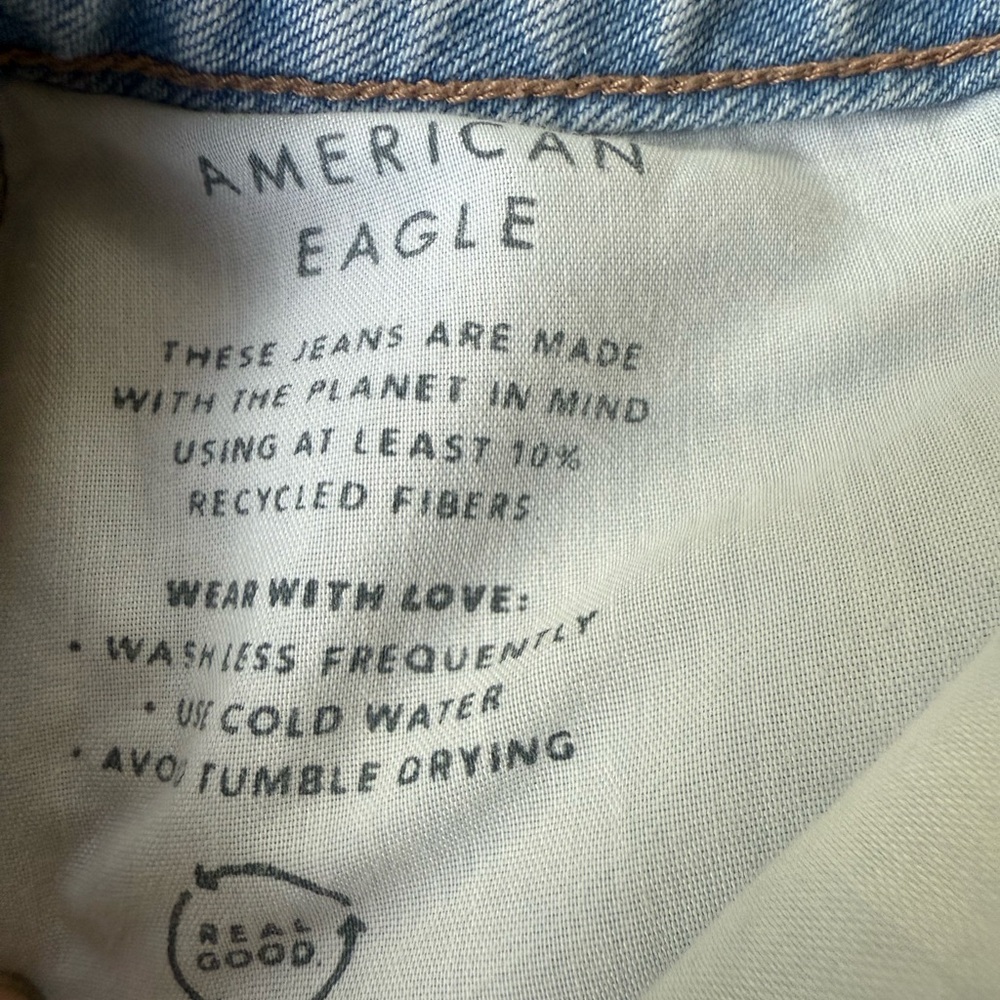 American Eagle mom jeans - Picture 7 of 9